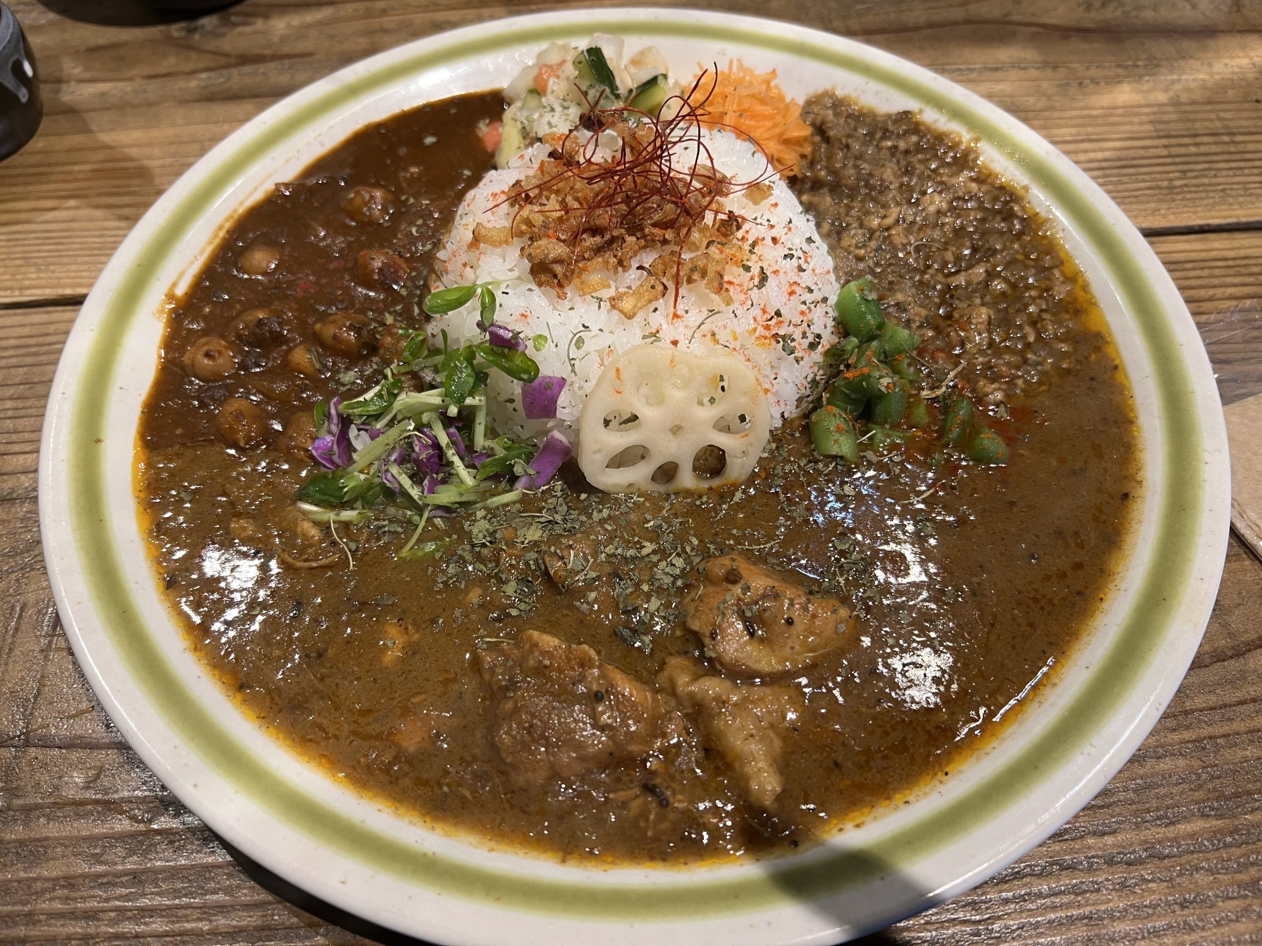 やはりカレーは飲み物